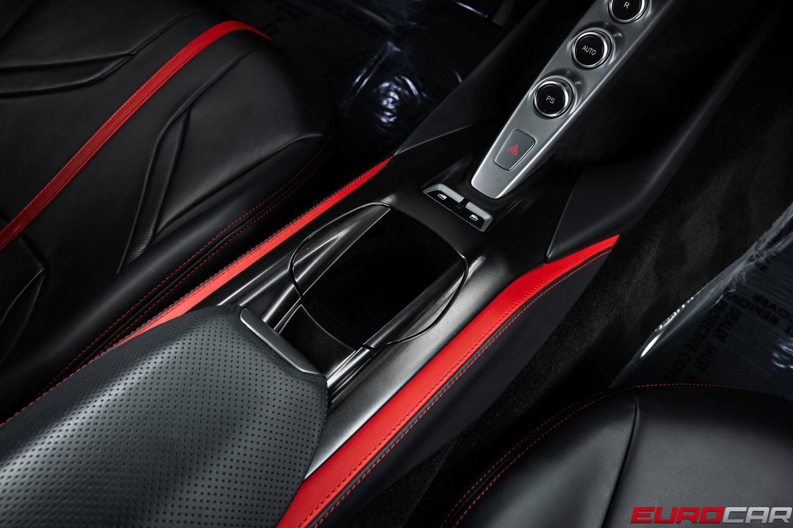 Used 2020 Ferrari 812 Superfast RWD image 32