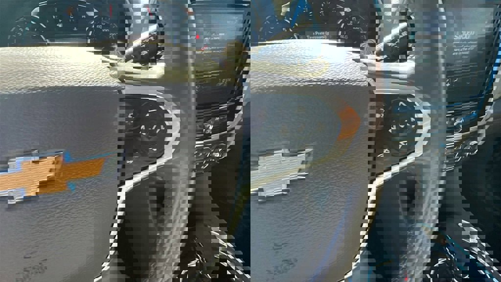 Used 2021 Chevrolet Traverse LT image 27