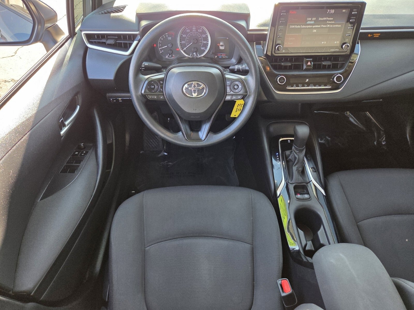 Used 2021 Toyota Corolla LE image 12
