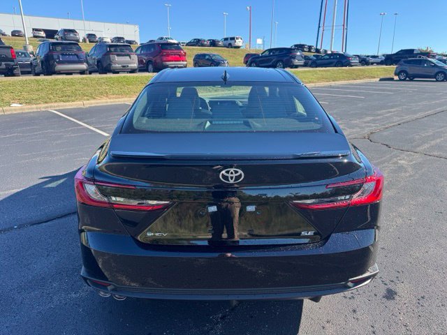 New 2026 Toyota Camry SE FWD image 4