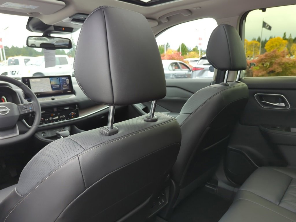 New 2026 Nissan Rogue Platinum image 21