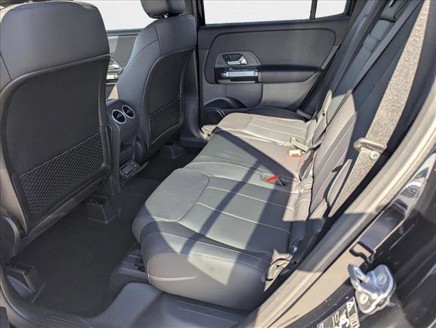 New 2025 Mercedes-Benz GLB 250 image 27
