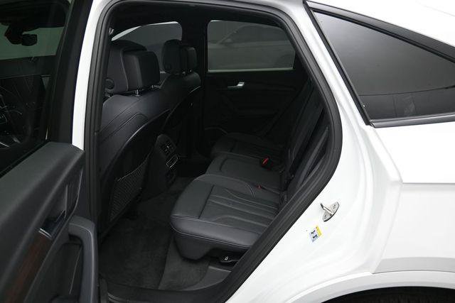 Used 2023 Audi Q5 2.0T Premium Plus w/ Premium Plus Package AWD/4WD image 28