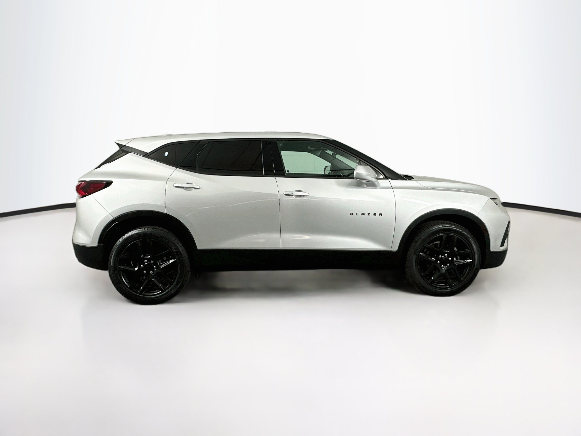 Used 2019 Chevrolet Blazer LT FWD image 10