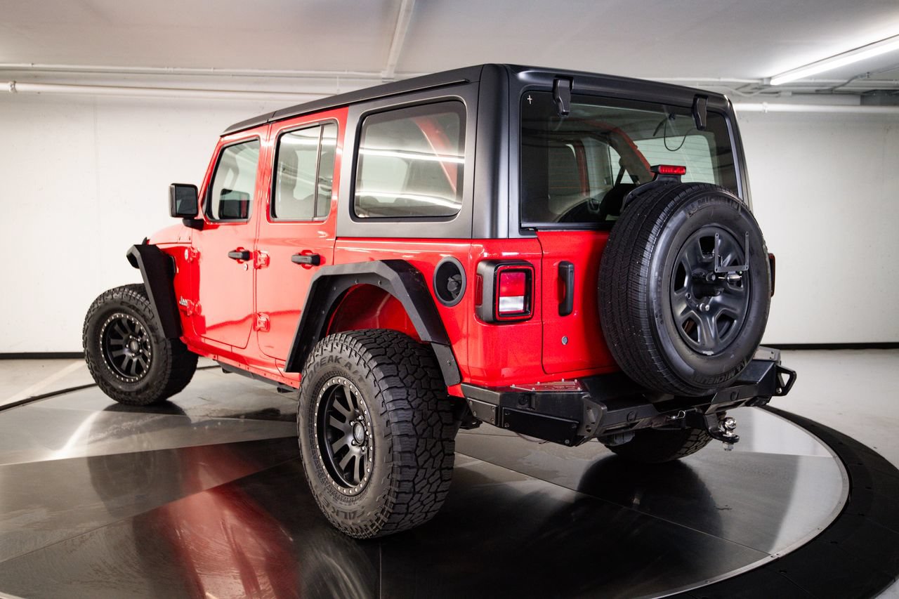 Used 2018 Jeep Wrangler Unlimited Sport AWD/4WD image 3