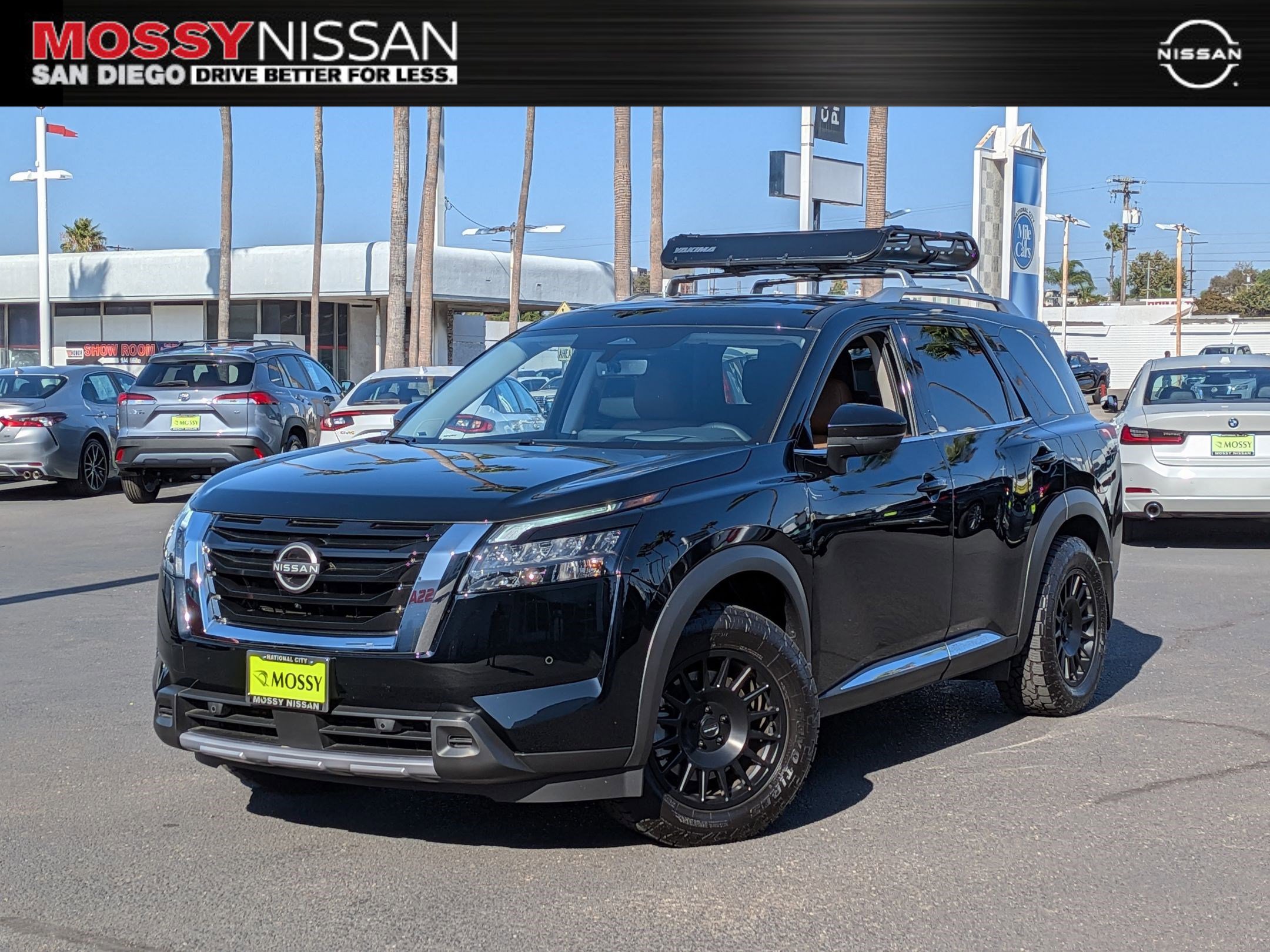 New 2025 Nissan Pathfinder Platinum w/ Cargo Package