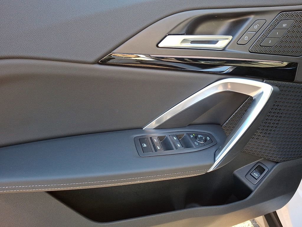 Certified 2023 BMW X1 xDrive28i w/ Convenience Package image 7