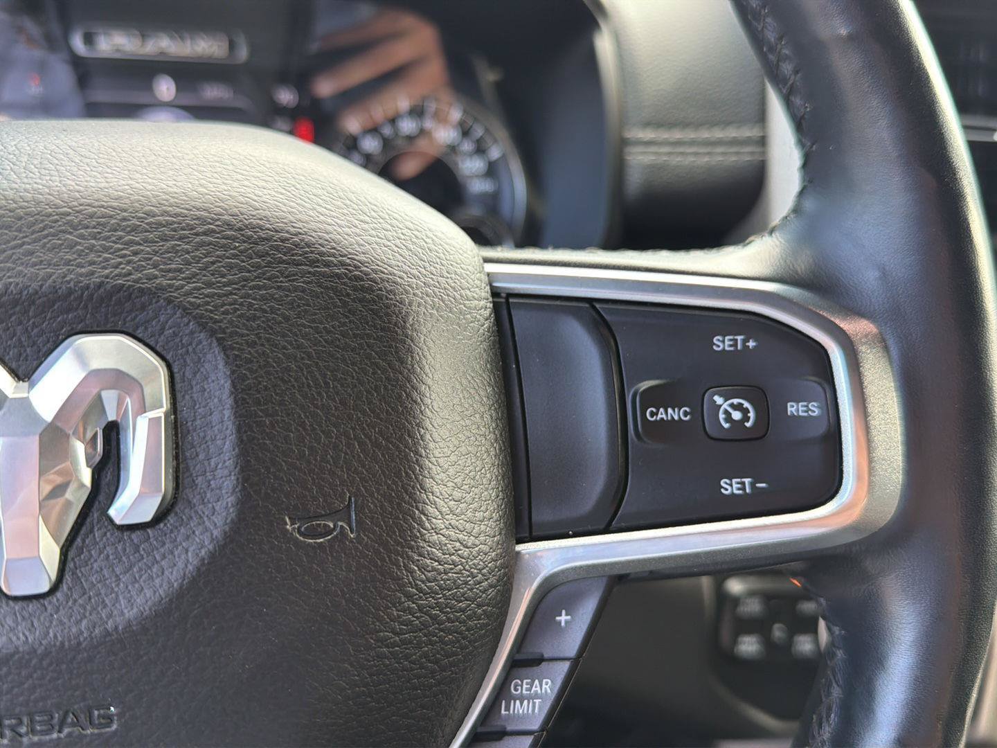 Used 2019 RAM 1500 Laramie w/ Sport Appearance Package AWD/4WD image 22