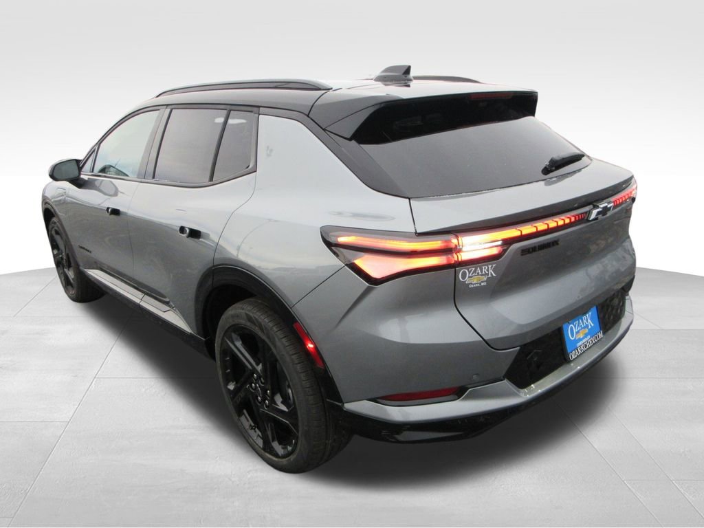 New 2026 Chevrolet Equinox EV RS image 3