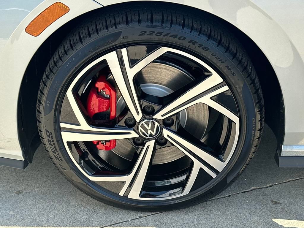 New 2025 Volkswagen GTI SE image 27