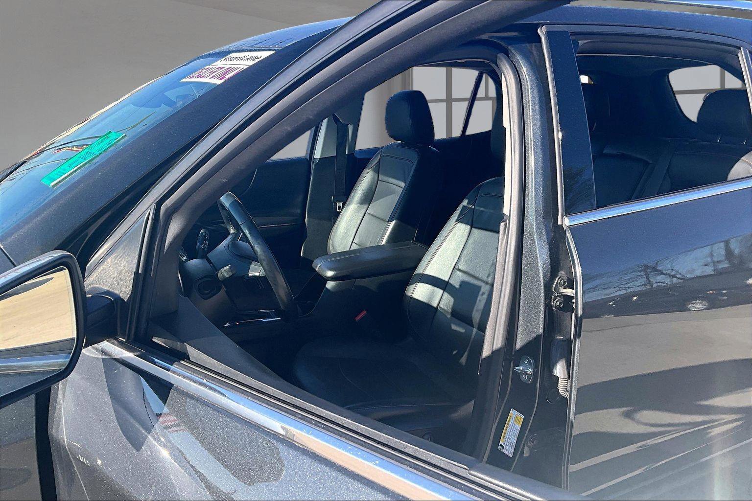 Used 2021 Chevrolet Equinox Premier AWD/4WD image 24