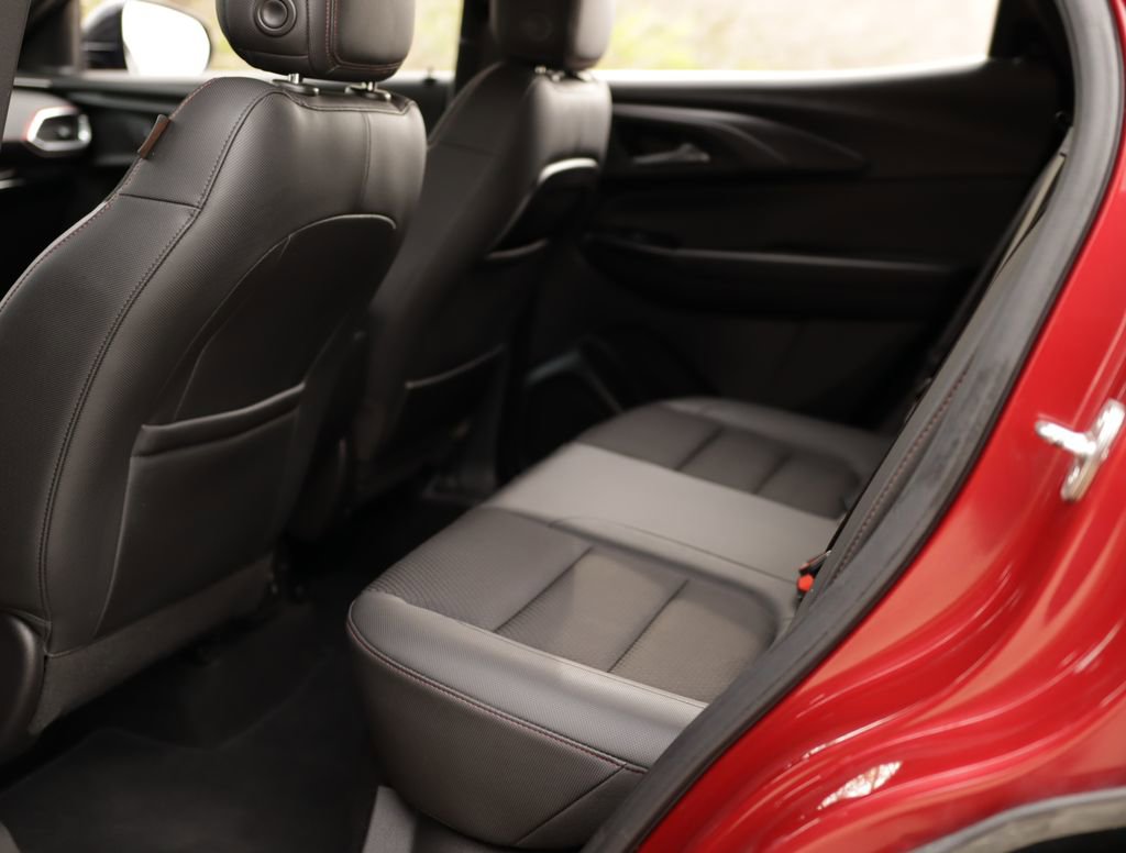 Used 2021 Chevrolet TrailBlazer RS w/ Technology Package FWD image 26