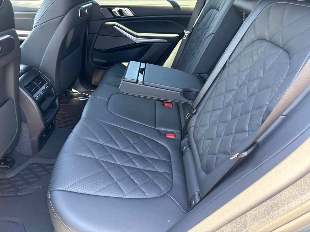 Used 2026 BMW X5 sDrive40i w/ M Sport Package RWD image 18