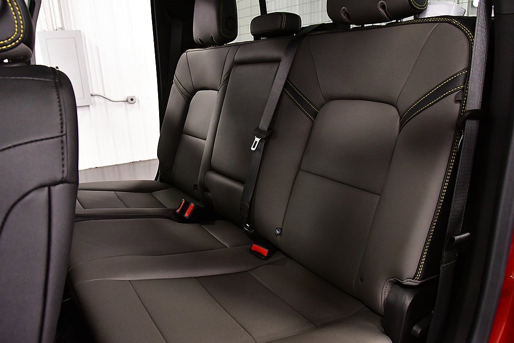 New 2026 Chevrolet Colorado ZR2 w/ Technology Package image 32
