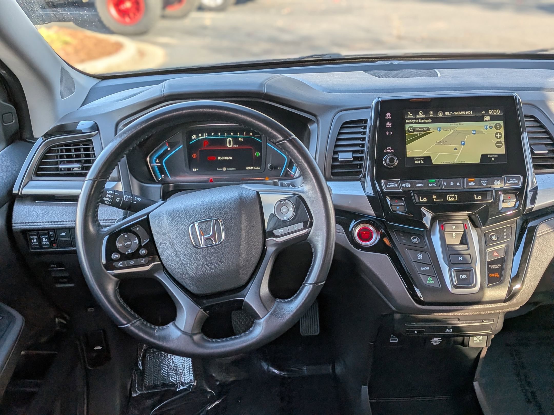 Used 2024 Honda Odyssey Touring image 18