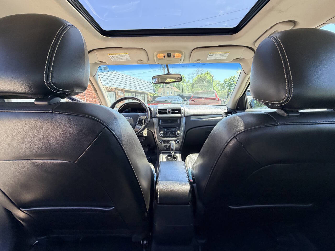 Used 2010 Ford Fusion Sport FWD image 18