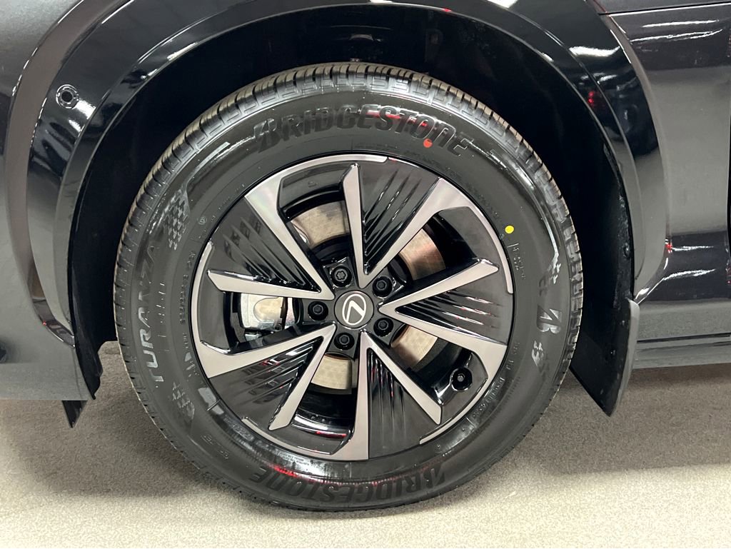 New 2026 Lexus RZ 450e AWD image 36