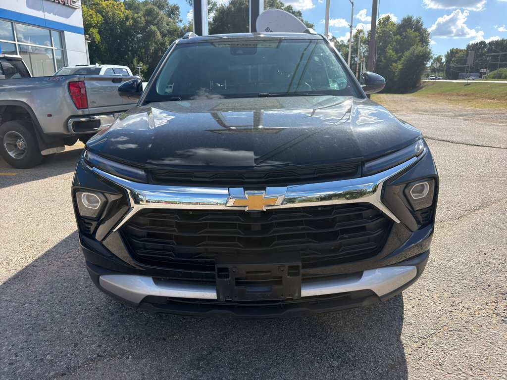 Used 2025 Chevrolet TrailBlazer LT FWD image 12