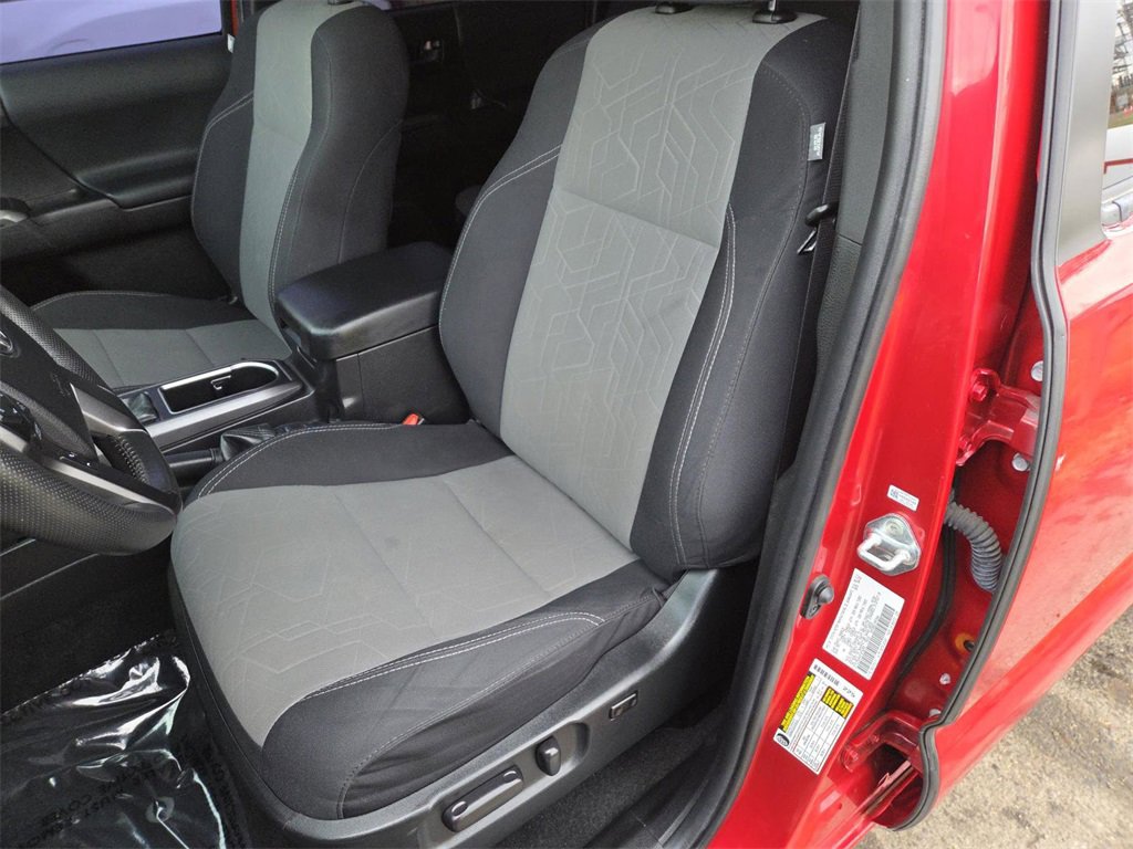 Used 2022 Toyota Tacoma TRD Off-Road w/ Black Out Package (TMS) image 19