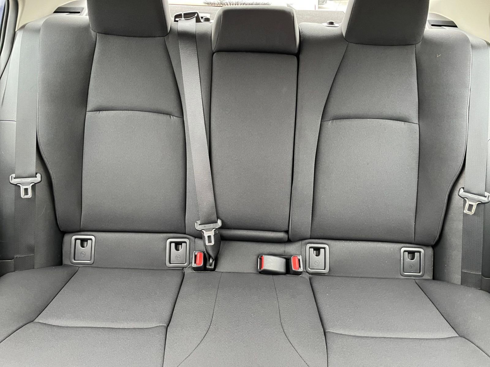 Used 2025 Toyota Corolla LE image 36