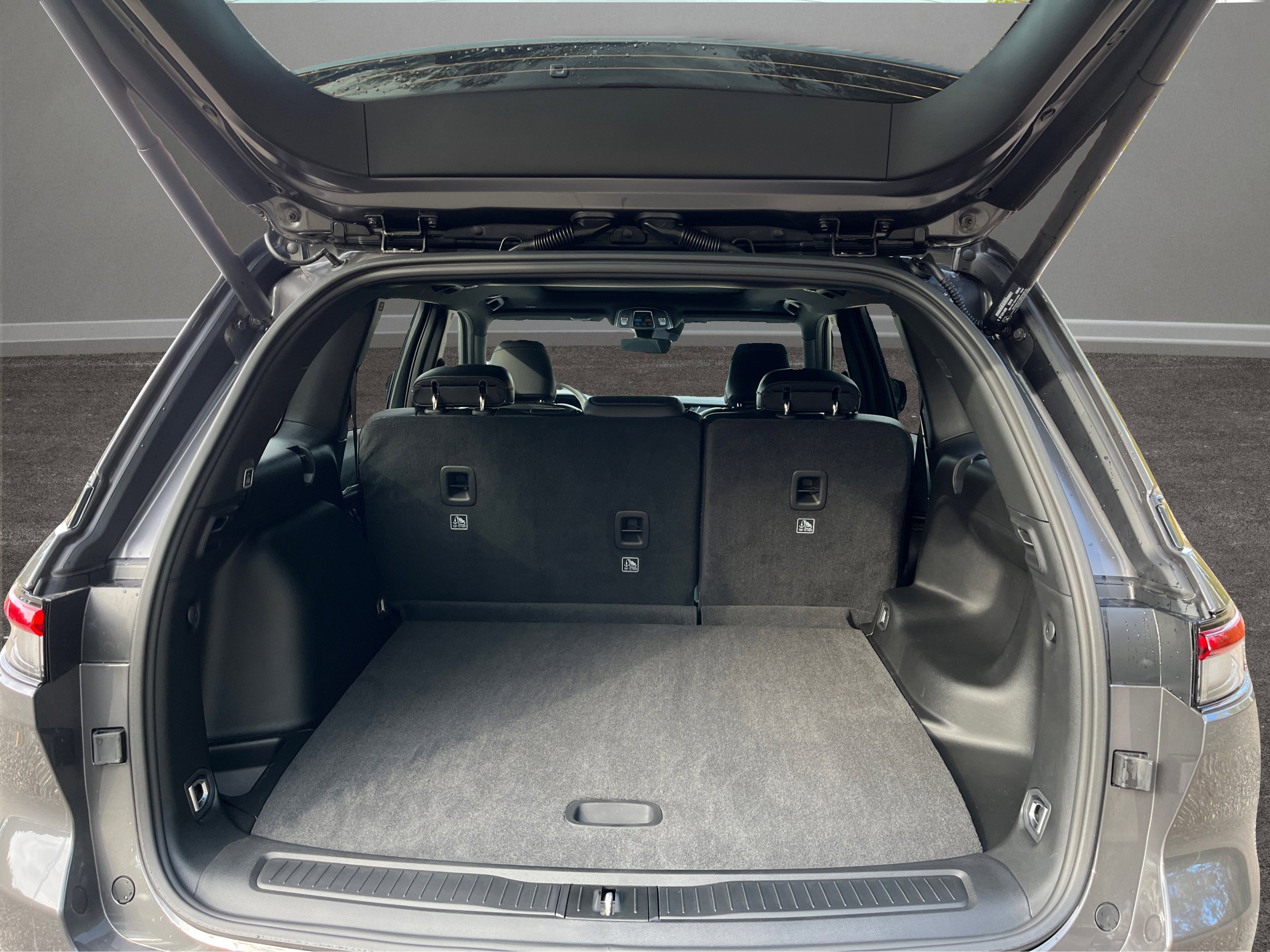 New 2025 Jeep Grand Cherokee Limited w/ Black Appearance Package image 14