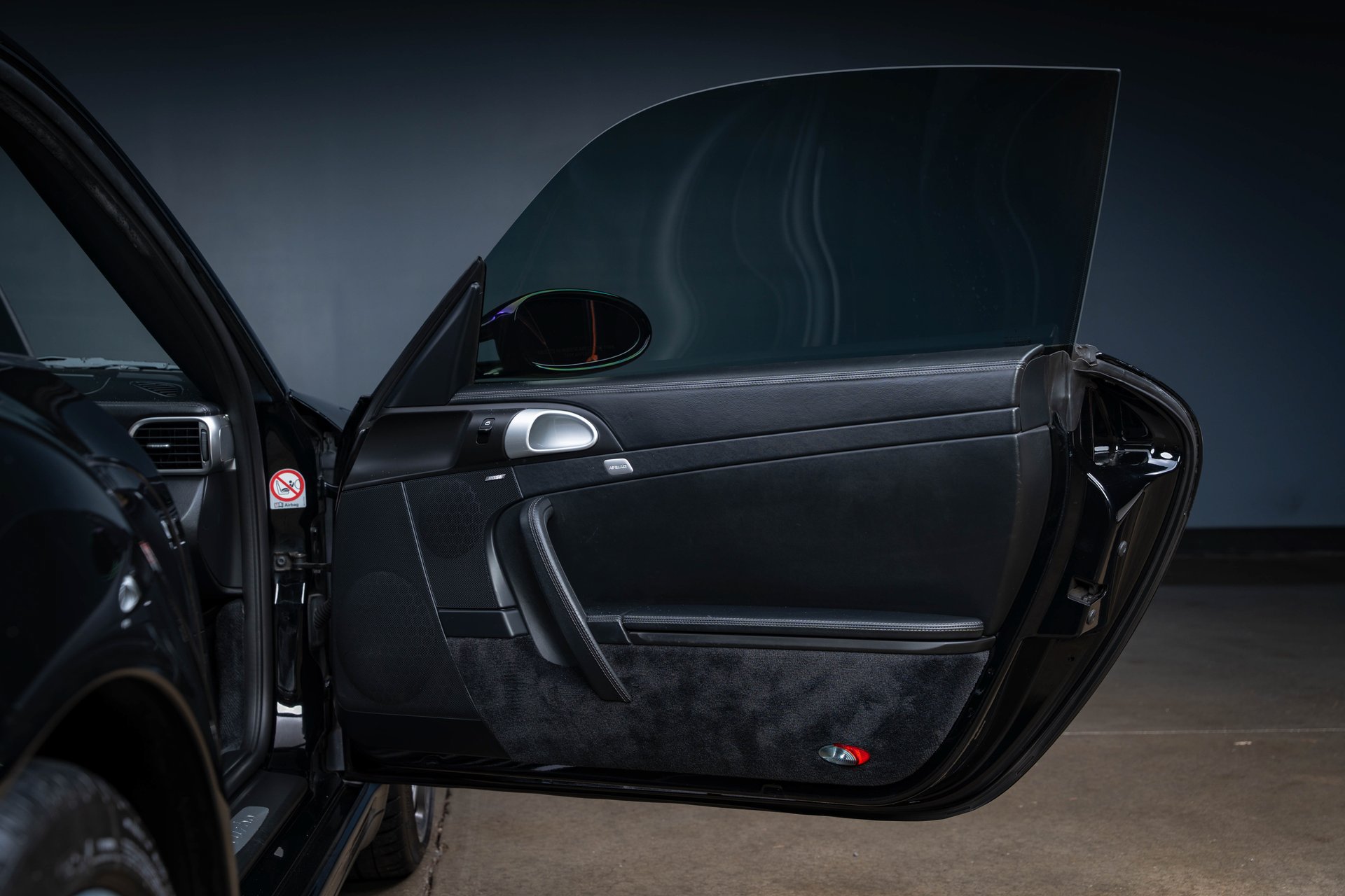 Used 2007 Porsche 911 Turbo AWD/4WD image 4