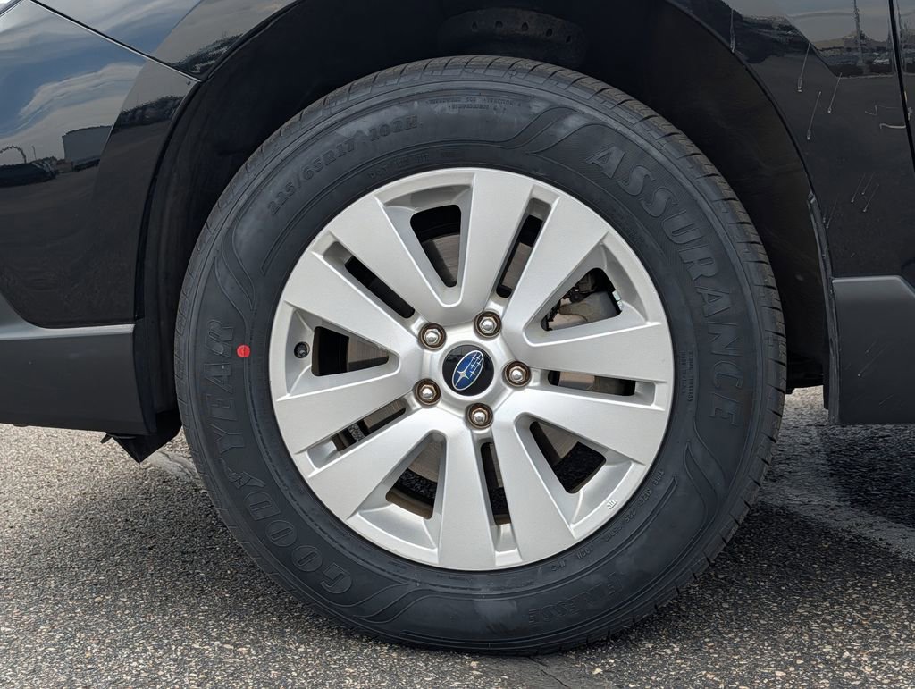 Used 2018 Subaru Outback 2.5i Premium image 15