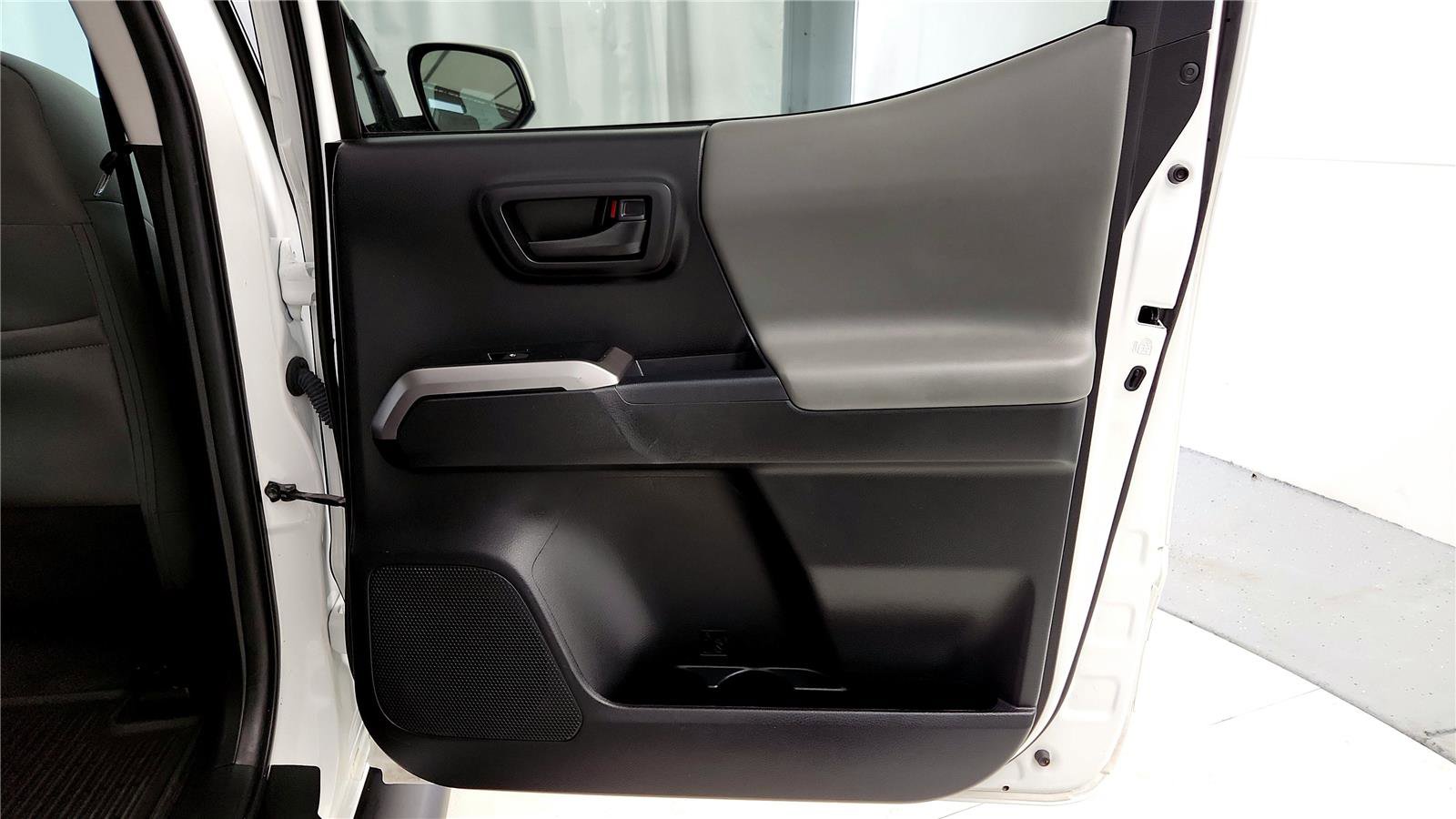 Certified 2023 Toyota Tacoma SR5 image 19