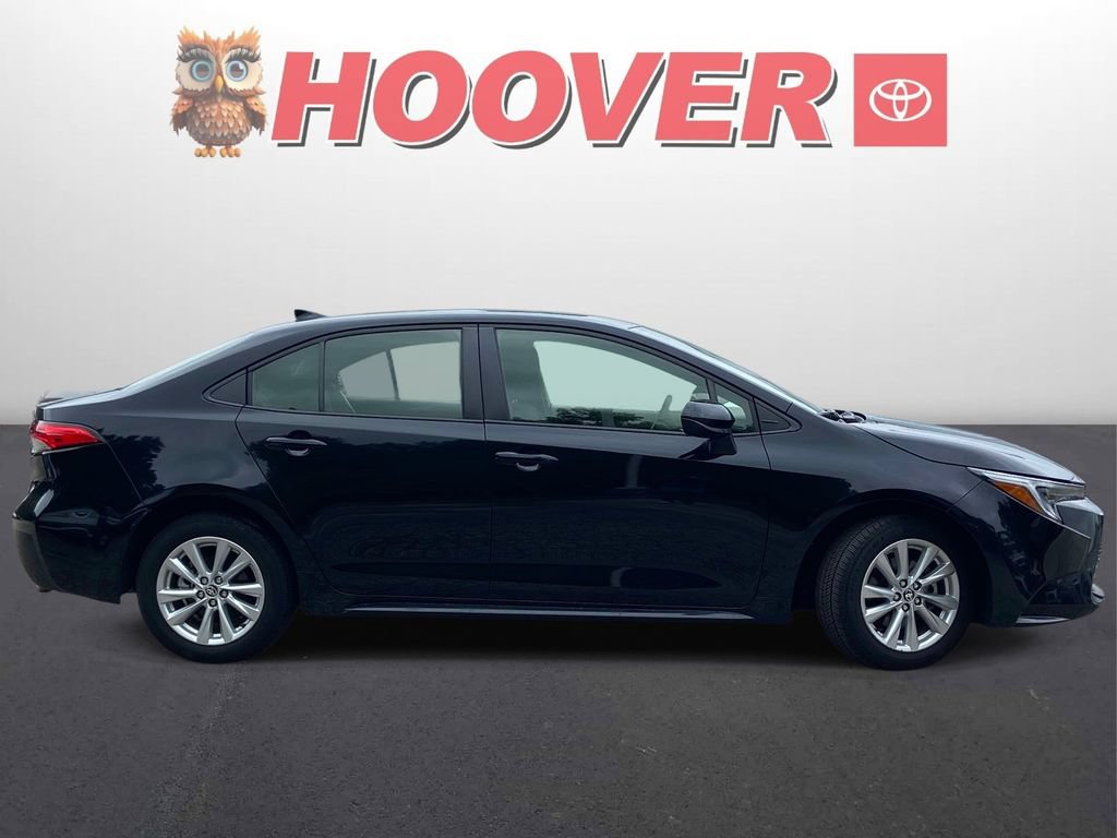 Used 2023 Toyota Corolla LE w/ LE Premium Package FWD image 2