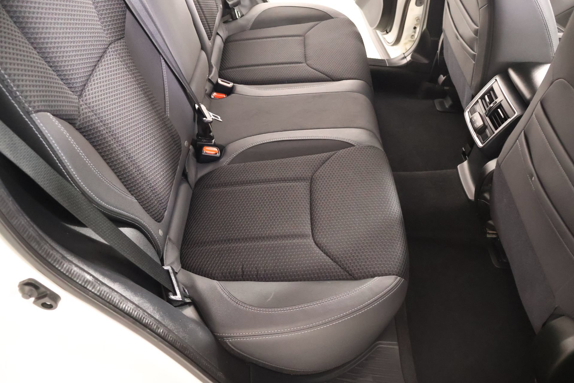 Used 2022 Subaru Forester Premium AWD/4WD image 14
