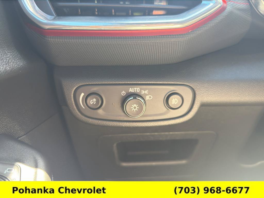 Certified 2022 Chevrolet TrailBlazer RS w/ Technology Package AWD/4WD image 14
