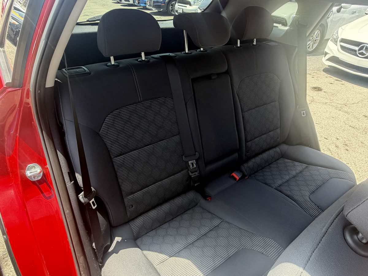 Used 2019 Kia Niro LX FWD image 12
