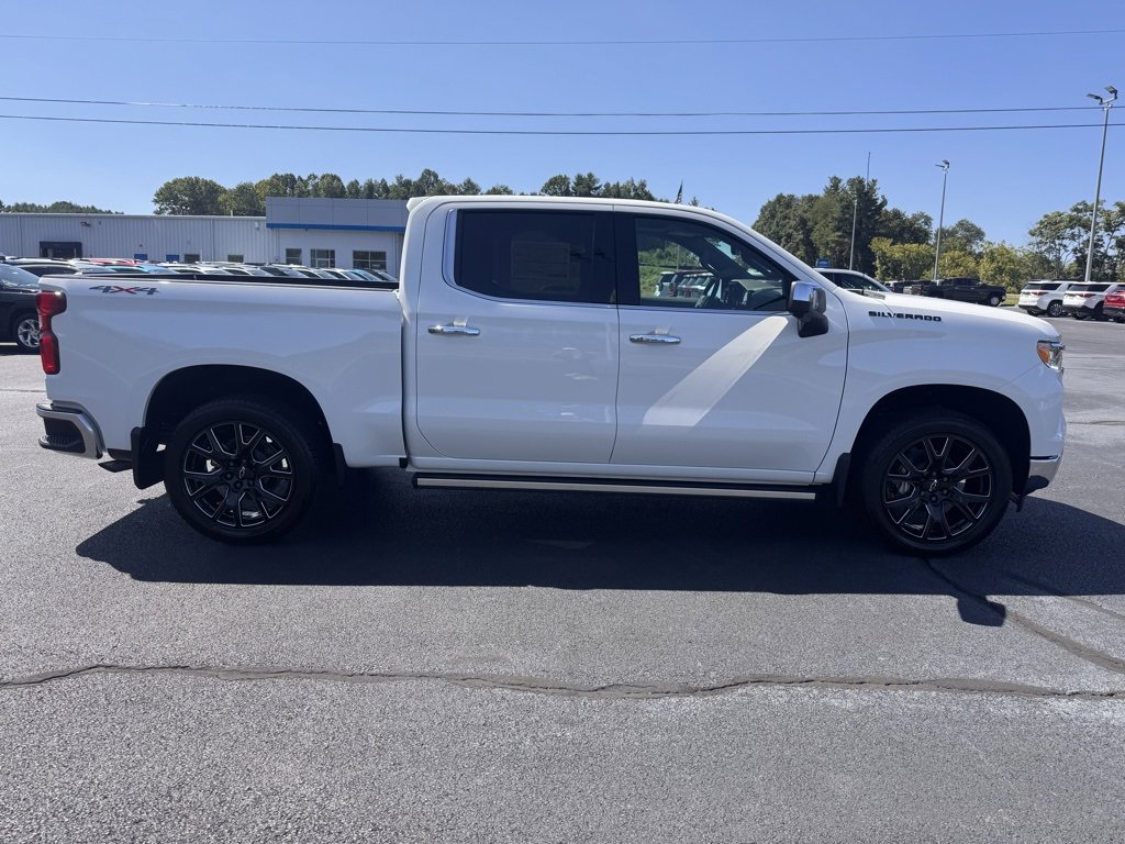 New 2026 Chevrolet Silverado 1500 LTZ w/ LTZ Premium Package image 14