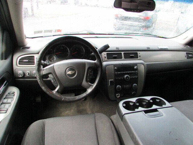 Used 2008 Chevrolet Avalanche LS image 11