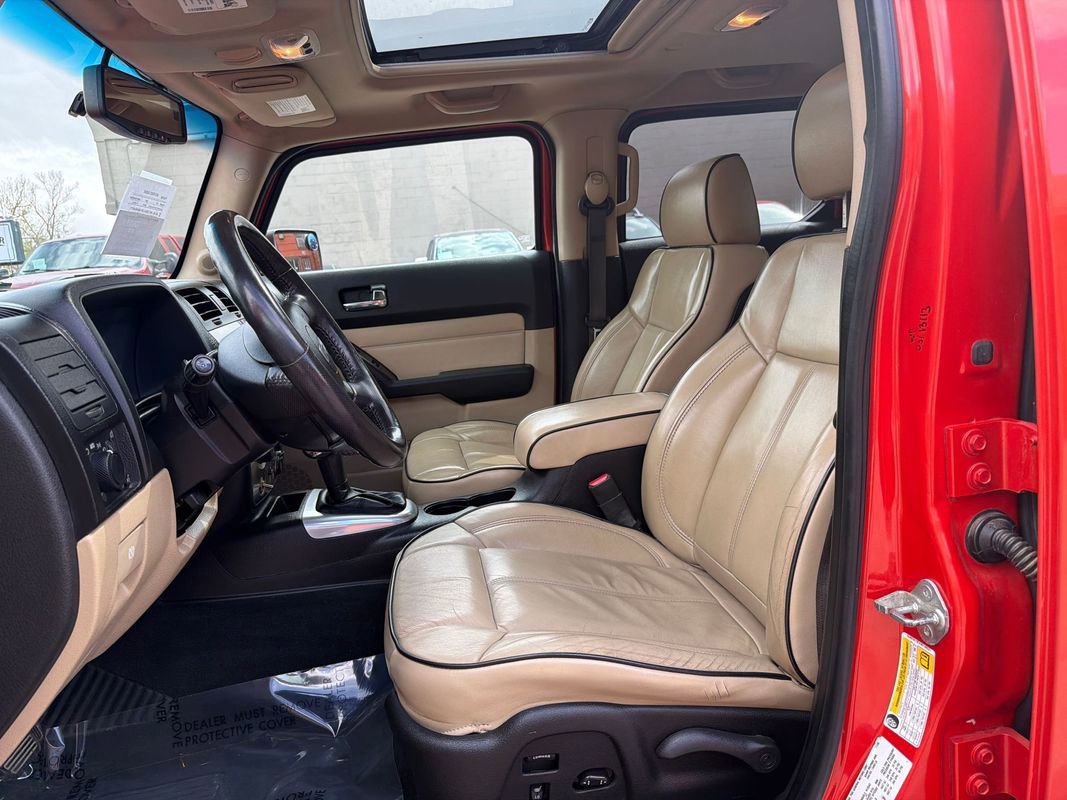 Used 2009 HUMMER H3T Luxury image 9