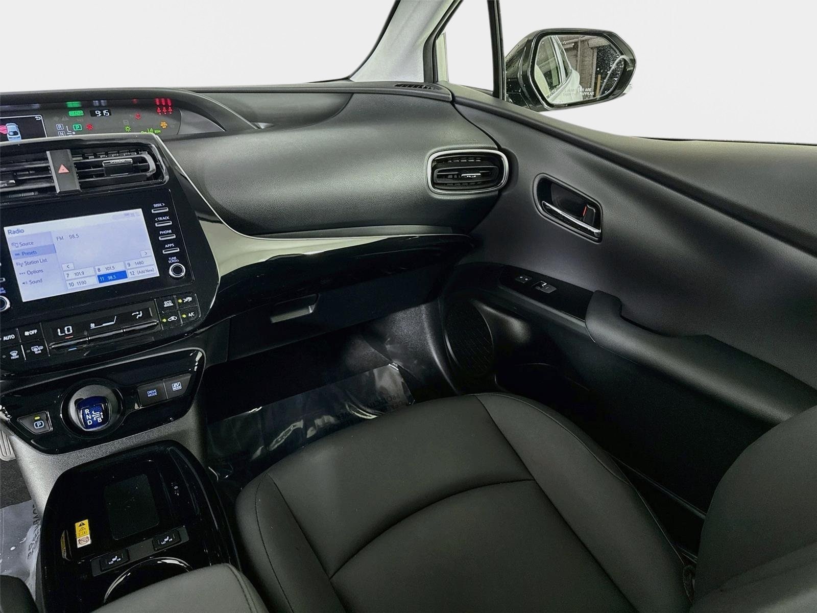 Used 2020 Toyota Prius XLE w/ Advanced Technology Package AWD/4WD image 24