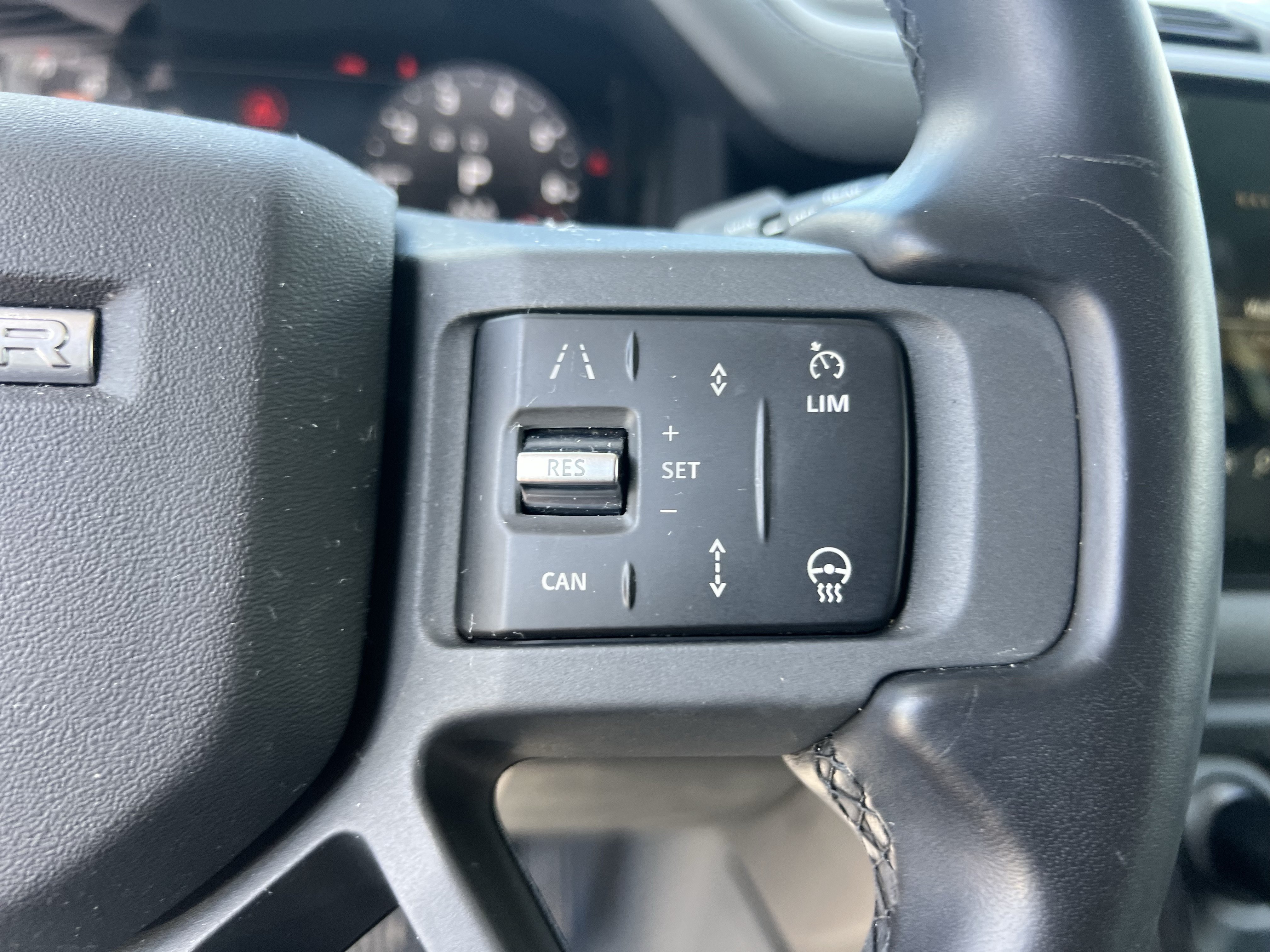 Certified 2024 Land Rover Defender 130 X-Dynamic SE AWD/4WD image 22