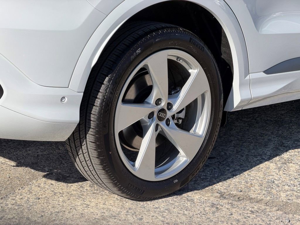 New 2025 Audi Q5 2.0T Premium Plus image 9