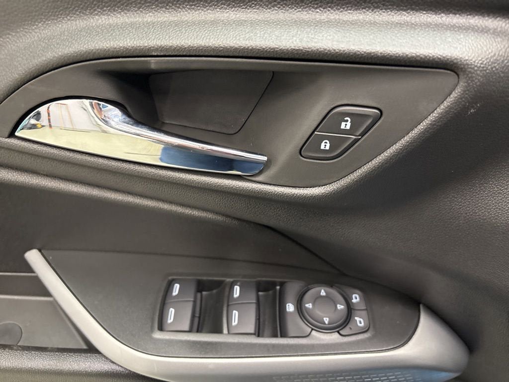 New 2026 Chevrolet Trax RS w/ Driver Confidence Package FWD image 14