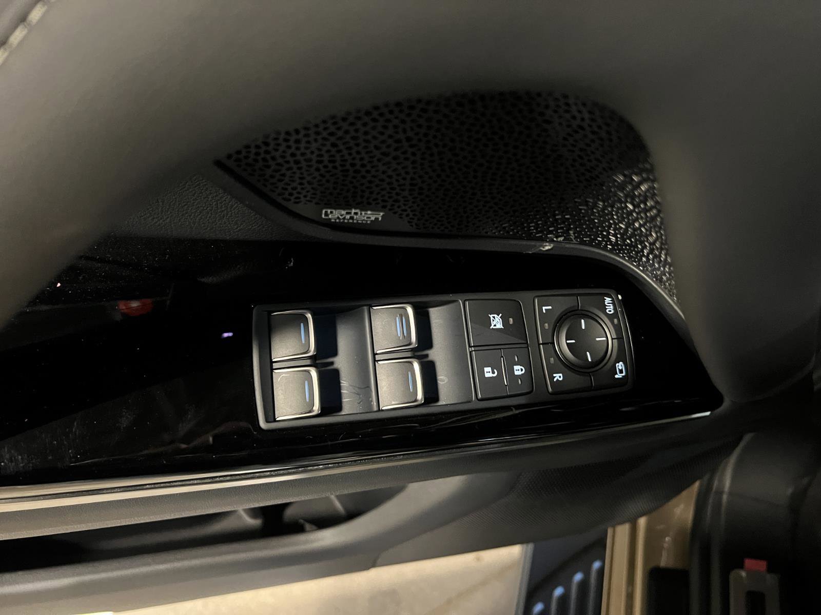 Used 2025 Lexus LX 700h Overtrail image 28