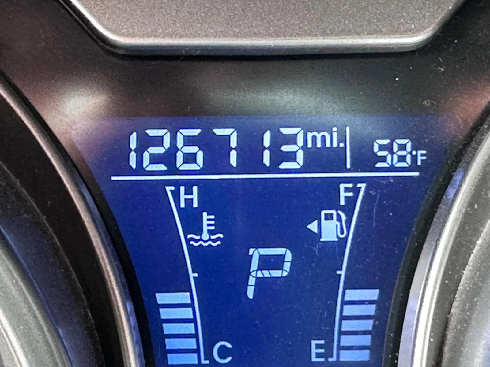 Used 2017 Hyundai Veloster Value Edition FWD image 16