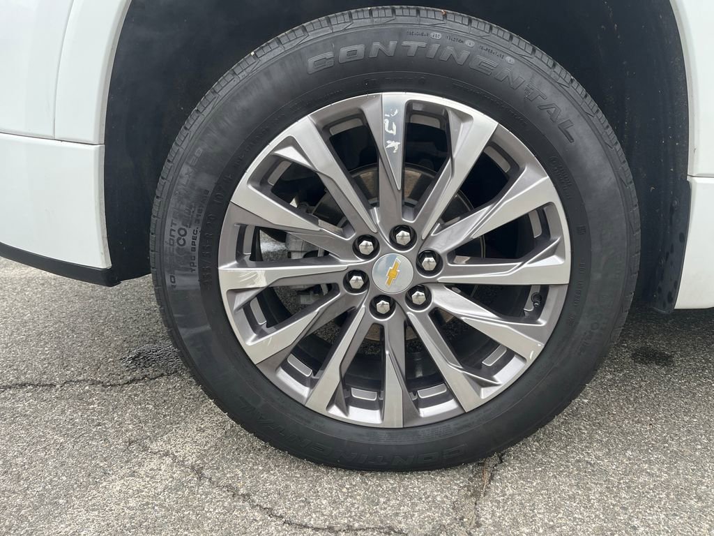 Used 2023 Chevrolet Traverse Premier image 15