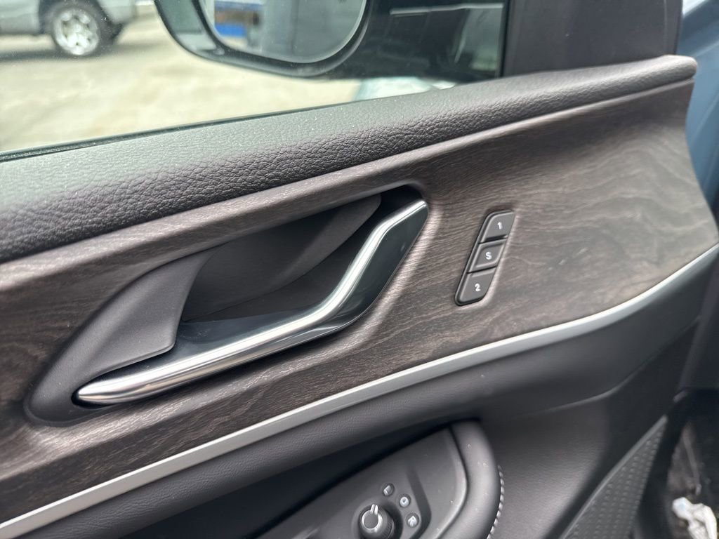 New 2026 Jeep Grand Cherokee L Limited image 22