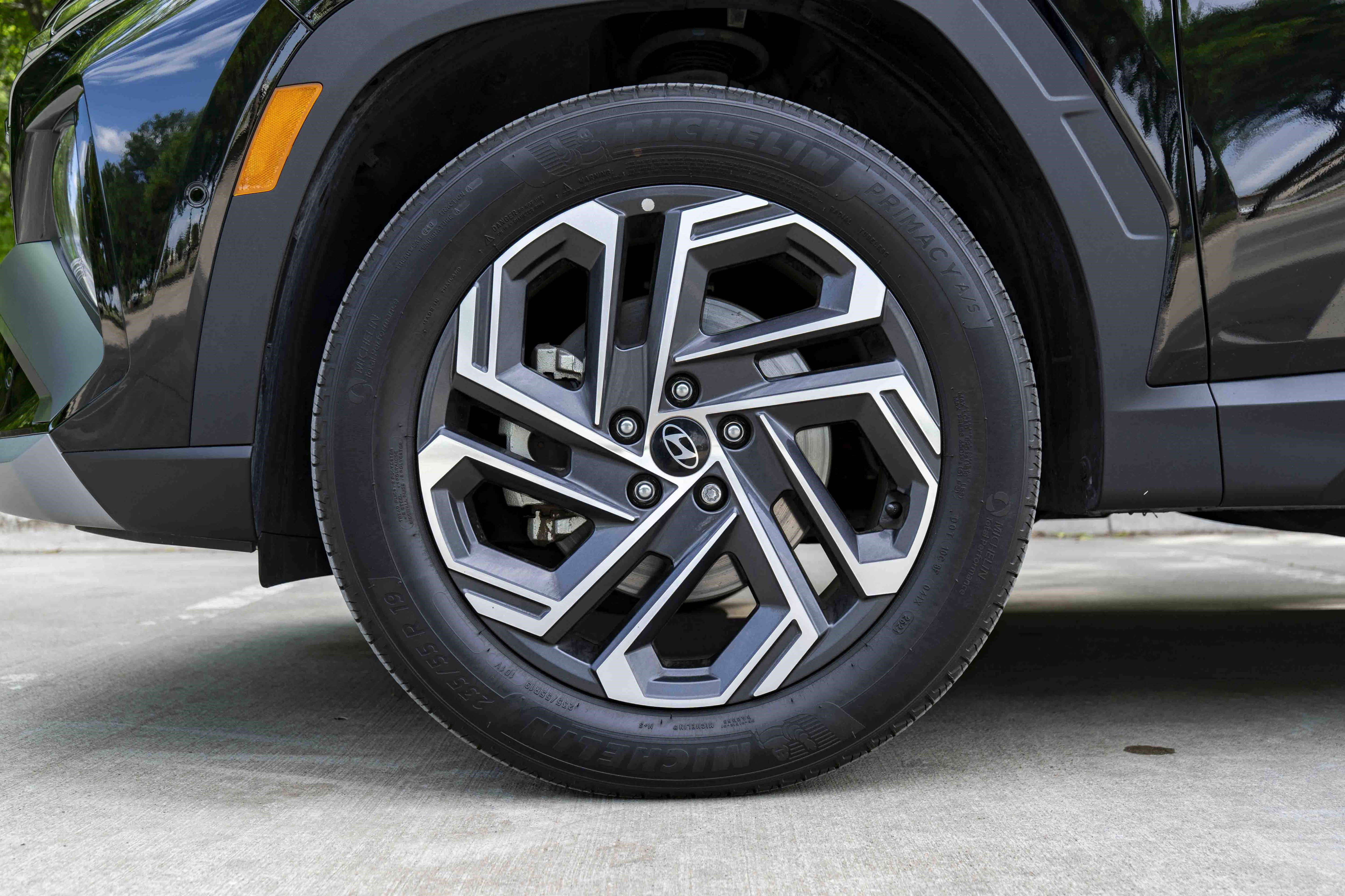 Used 2025 Hyundai Tucson Limited image 14