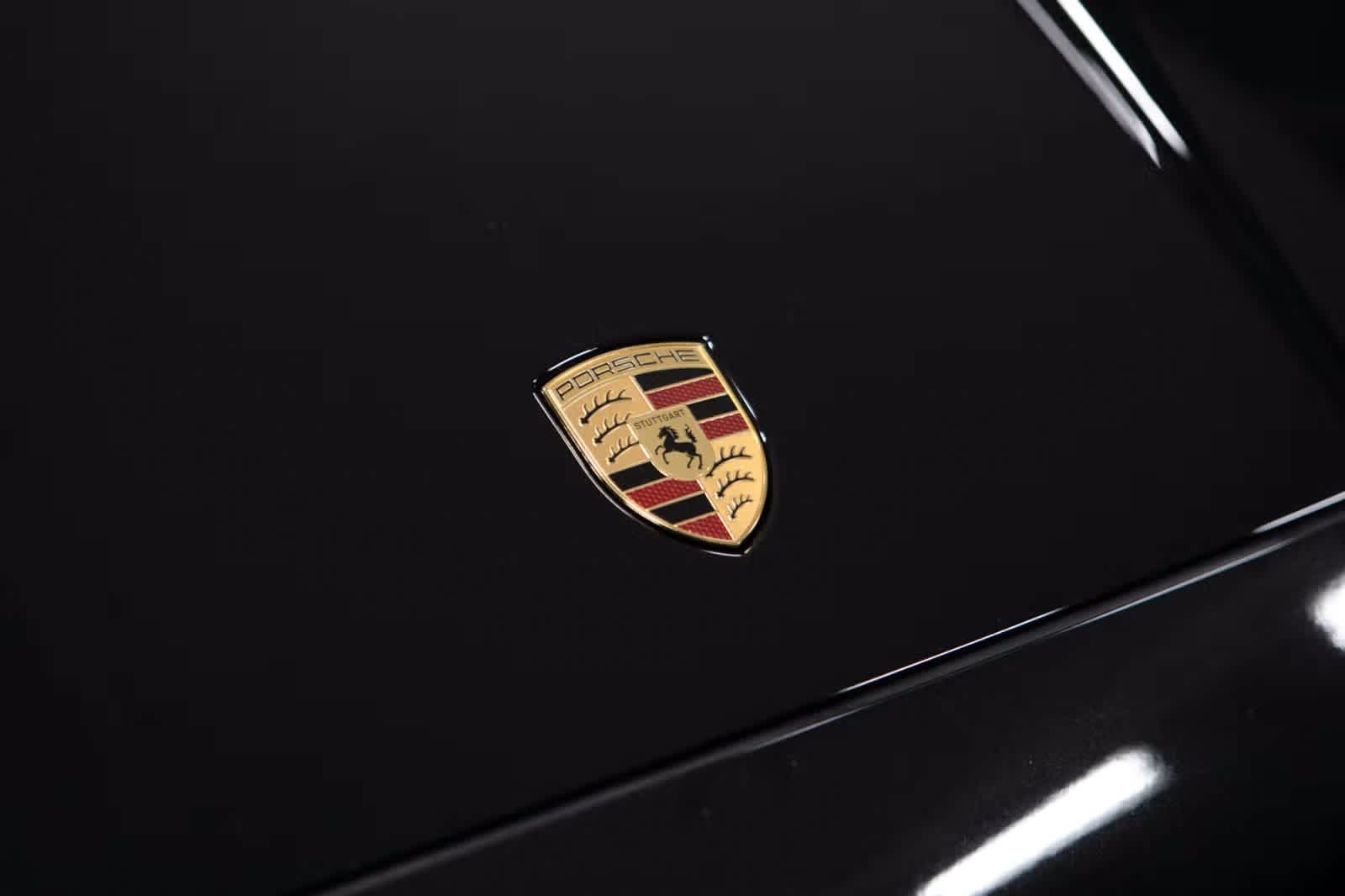 Certified 2026 Porsche Cayenne AWD/4WD image 17