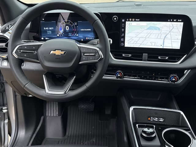 New 2026 Chevrolet Equinox LT w/ Convenience Package II FWD image 7