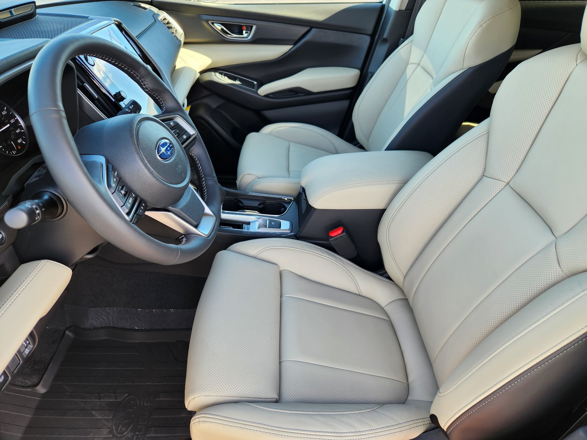 New 2026 Subaru Ascent Limited AWD/4WD image 9