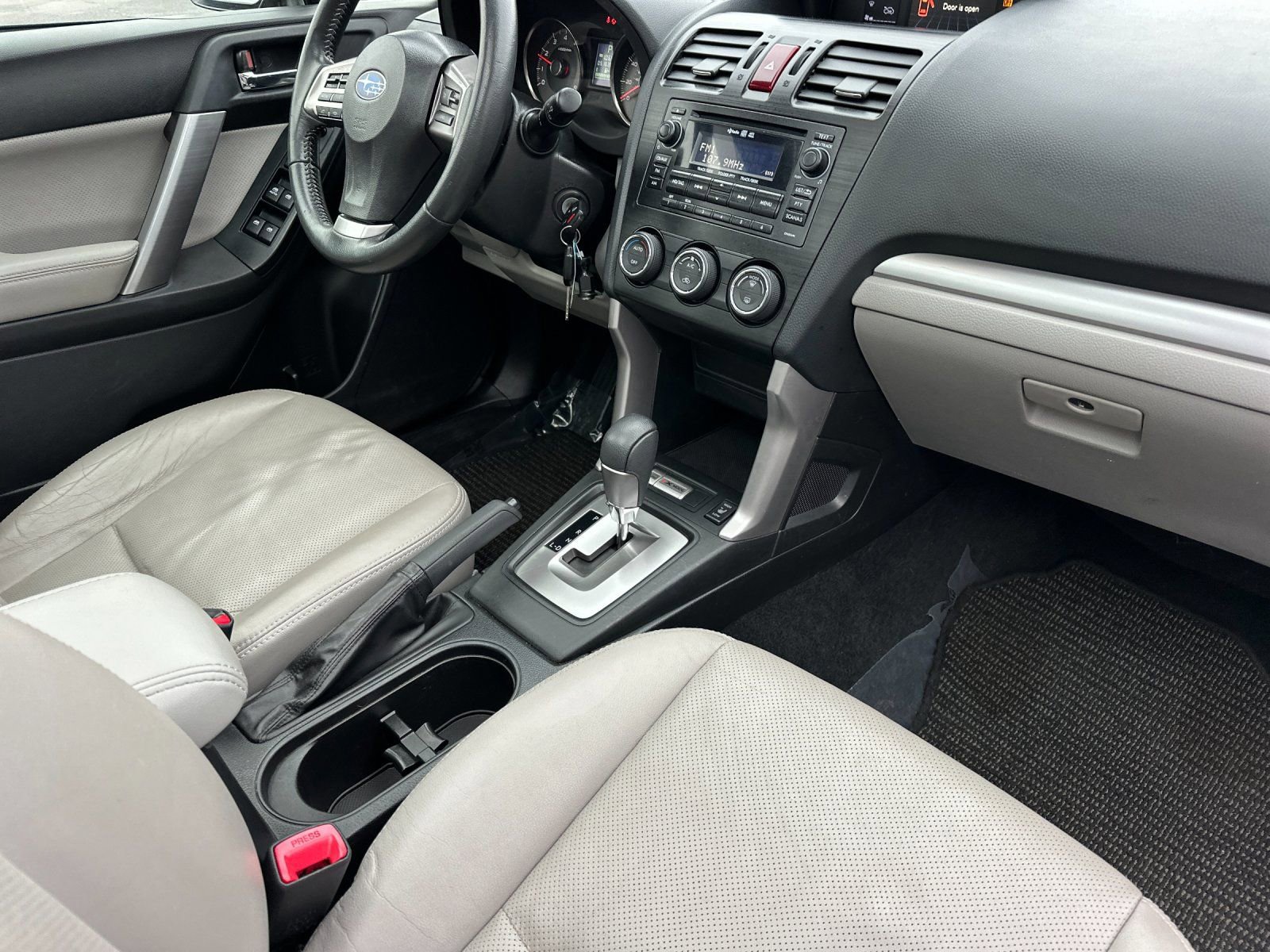 Used 2014 Subaru Forester 2.5i Limited image 15