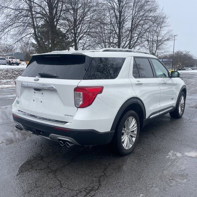 Used 2022 Ford Explorer King Ranch w/ Premium Technology Package image 18