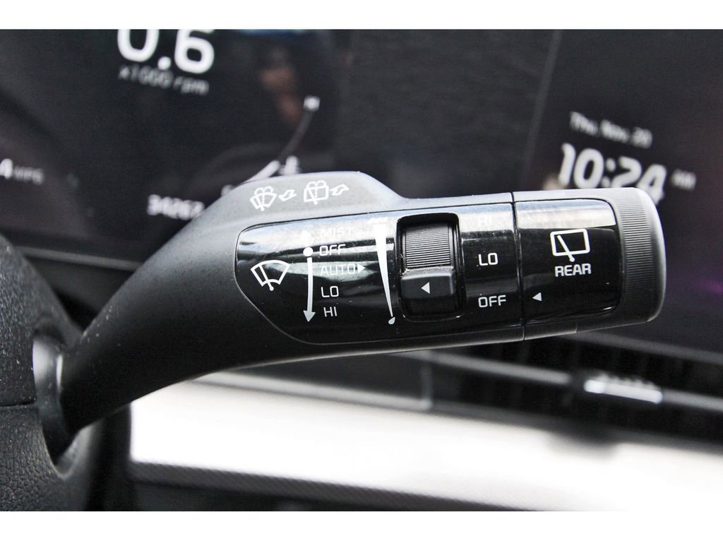 Used 2023 Kia Sportage SX image 17